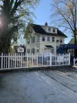 Royalty Homes - College Style 3 bedroom Apartment