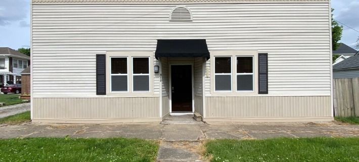 2 Bedroom Budget Suite. Open Floor Plan Hotels in Coles County