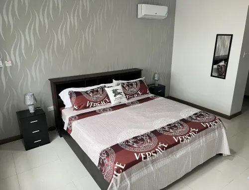 Gated Luxury New Kingston 1 Bdrm Condo Pool & Gym