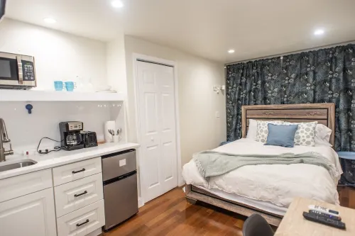 U2R_COZY Studio walk to CHOP,UPENN,HUP,Rittenhouse