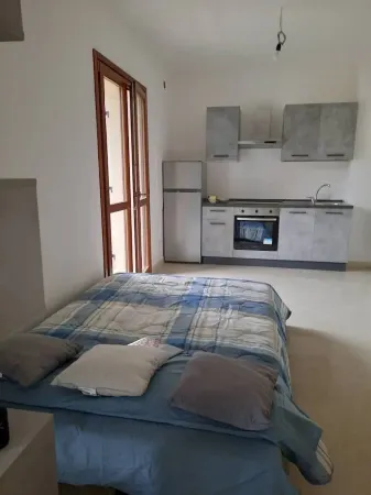 The blue shutters east 045001LTN0039 Отели в г. Масса-Каррара