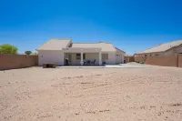 Mohave desert retreat