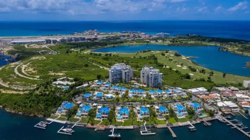 Spacious Garden View Condo Hotels in Lowlands