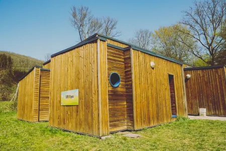 Gîte du Domaine d'Haulmé sleeps 19 on 21 Ha of land