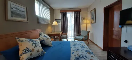 Luxury villa with secure pool 200m from Flic en Flac beach.