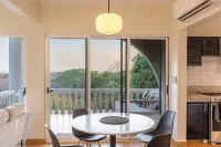 Inviting Apartment with Stunning Terrace & Daybed