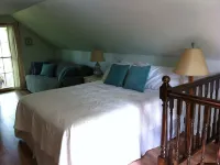 RIVERKEEPER INN, Waterfront Property on the Potomac River Hotels near Food Lion