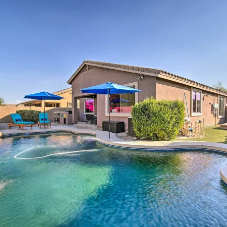 Hike & Golf: Goodyear Retreat w/ Patio + Fire Pit!