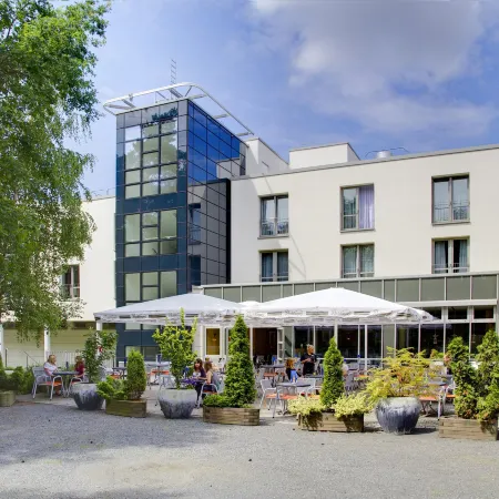 Akademiehotel Dresden Отели рядом с достопримечательностью «Институт музыки и ритма Эмиля Жак-Далькроза в городке Хеллерау»