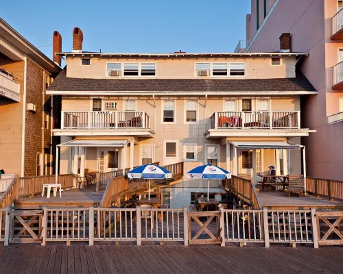 Lankford Hotel and Lodge Hotels near Boardwalk