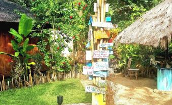 Camotes-Hidden-Huts