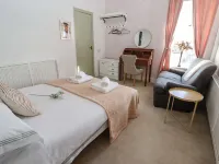 112 Balmoral Road Hotels in Heysham