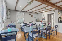 Olde Tavern Motel and Inn - Cape Cod Hotel di Eastham