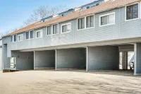 Mountain Resort Condo With King Bed Suite - 3-Star