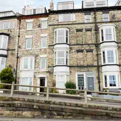 Marina View Hotel Exterior