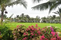 The Vista Beach Resort & Spa Hotels in Thuận Quí