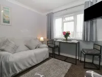 Flat 4, Big Tree Holiday Flats - 2-Star