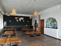 Le Régence Hotels in Fourques
