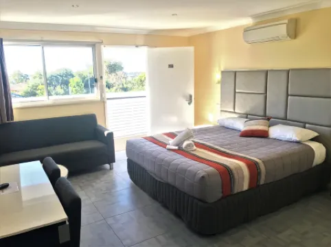 託克里汽車旅館