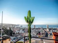 Hotel Winebox Valparaiso - con vistas a la montaña