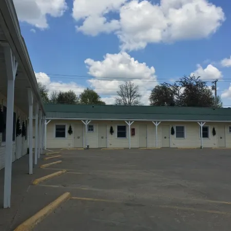 Evergreen Inn