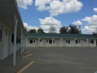 Evergreen Inn Hotels in Osceola