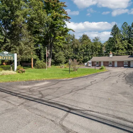 Birches Motel