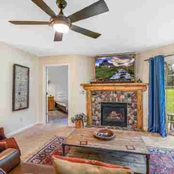 S 1425 2 Bedroom Condo by RedAwning Rooms