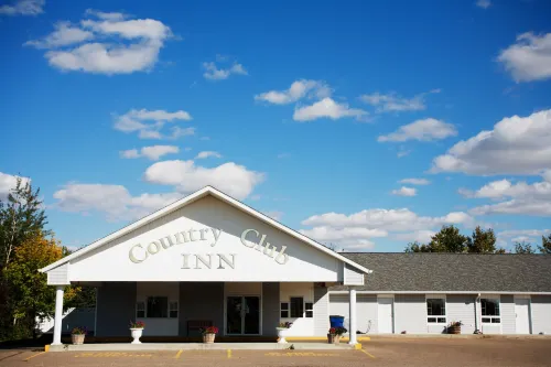 Country Club Inn Hotels in Lacombe