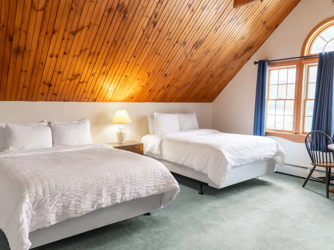 Sara Placid Inn & Suites - Saranac Lake, NY