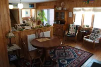 Artha Bed and Breakfast Hotels in Lanark