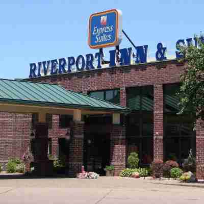 エクスプレス スイーツ リバーポート イン & スイーツ Hotel Exterior