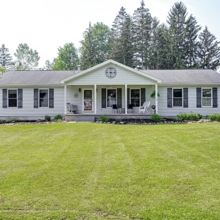 Peaceful Family Home Near Cayuga Lake State Park