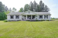 Peaceful Family Home Near Cayuga Lake State Park - Wifi
