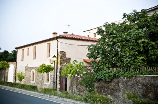 La Posada de Grimaldo Hotels in 