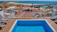 Topcity Hostel & Suites - Pools