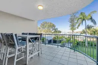 Riverdance Apt 6 - Homestays