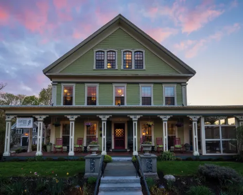 Captain Freeman Inn Hotels in Brewster
