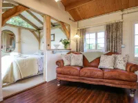 The Jenny Wrennery Hotels in Armitage with Handsacre