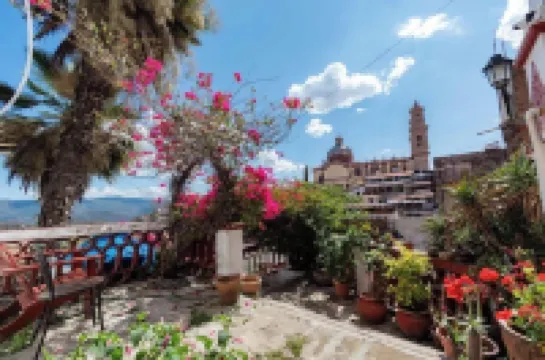 Casa Sierra Alta Hotels in 