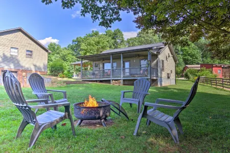 Cabin w/ Fire Pit: 7 Mi to Downtown Morganton!