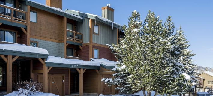 Moraine 27 Townhouse Near Gondola by RedAwning Hotels in Routt County