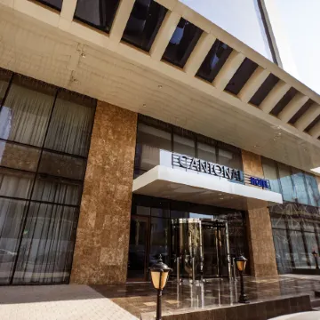 Cantonal Hotel by Warwick