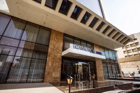 Cantonal Hotel by Warwick