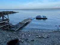 Relax with the whole family at this peaceful waterfront cottage.