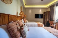 Mantra Hotel Boutique - balcony