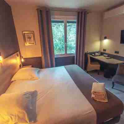 Logis Hôtel le Plantevin Rooms