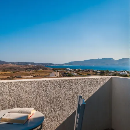 Faros Apartments