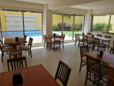 梅尼達米所爾哈酒店