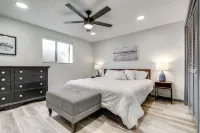 Central Cedar City Apartment Walk to Suu!